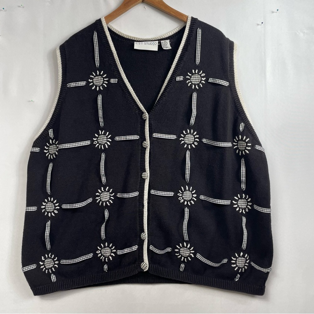 VTG CST Studio Cottagecore Vest 3X Black Knit Sunflower Novelty Fence Sweater
